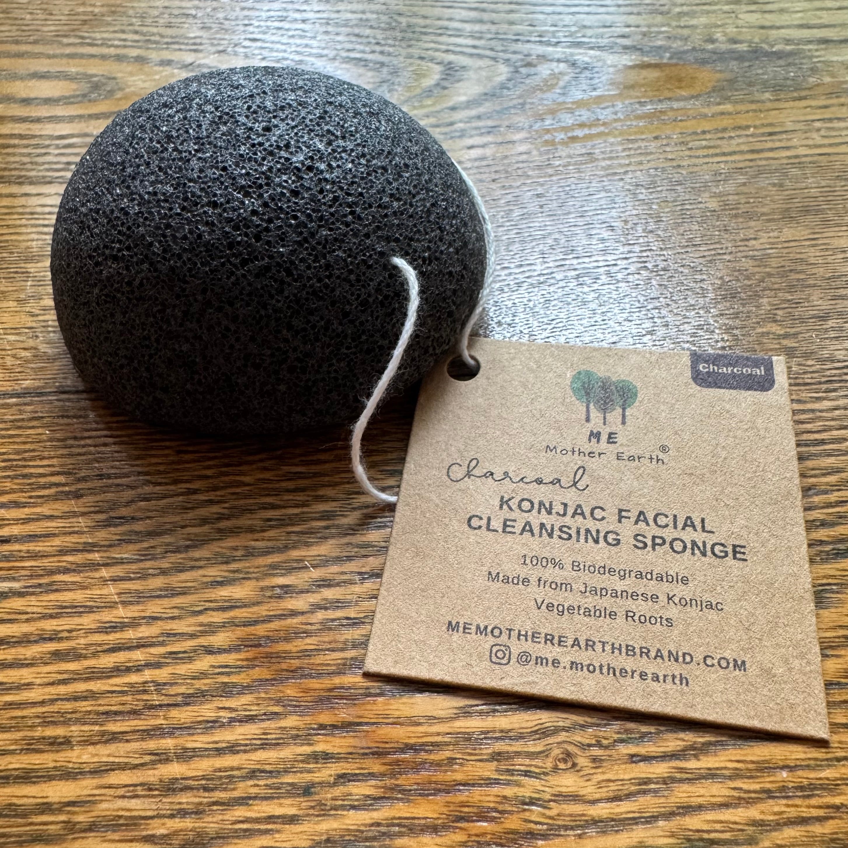 Konjac Facial Sponge with Charcoal