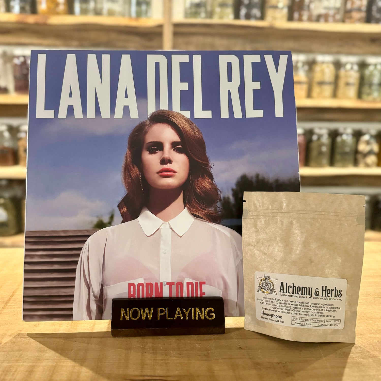Turntable Tea Party - Lana Del Rey