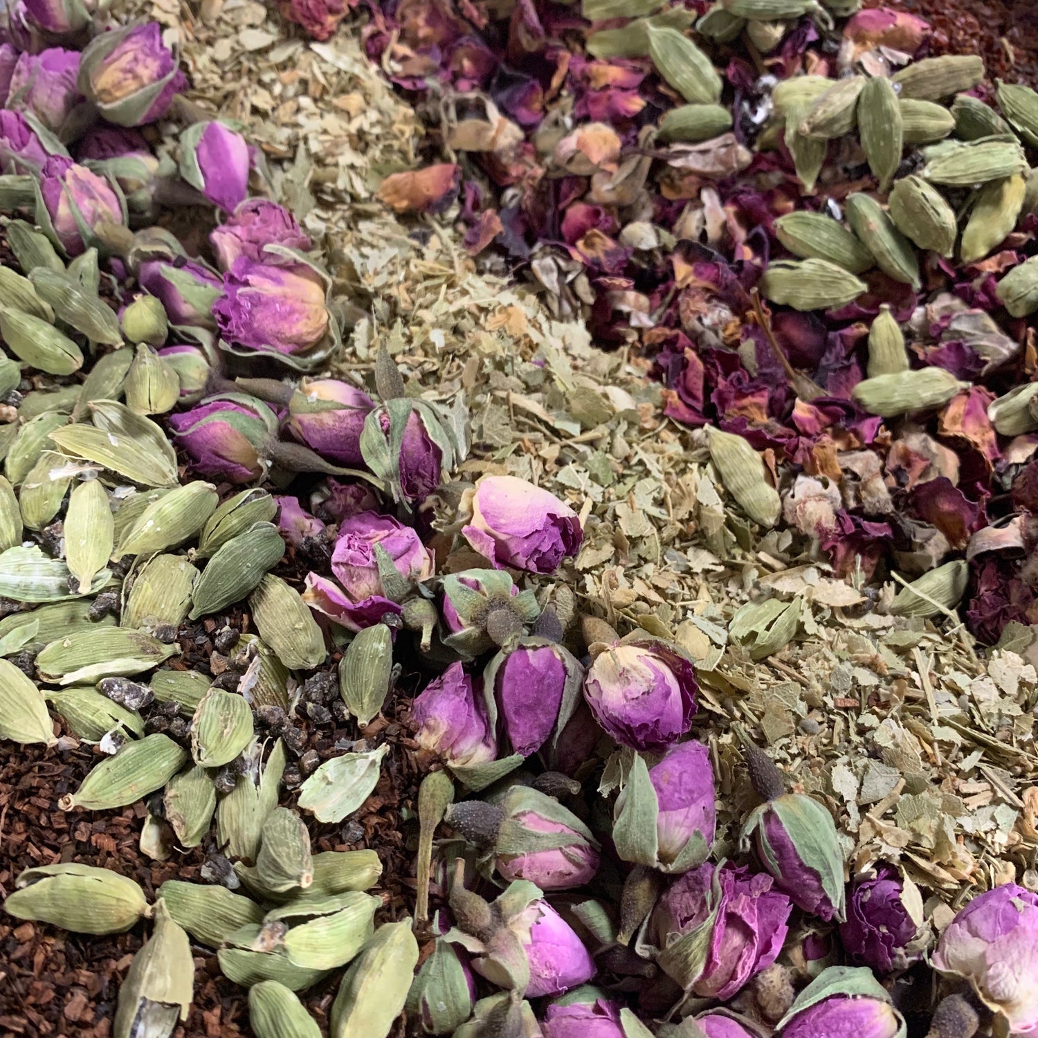 Rosebud Tea - Whole Rosebuds & Petals, Loose Leaf Rose Tea