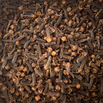 Cloves (Syzygium aromaticum)